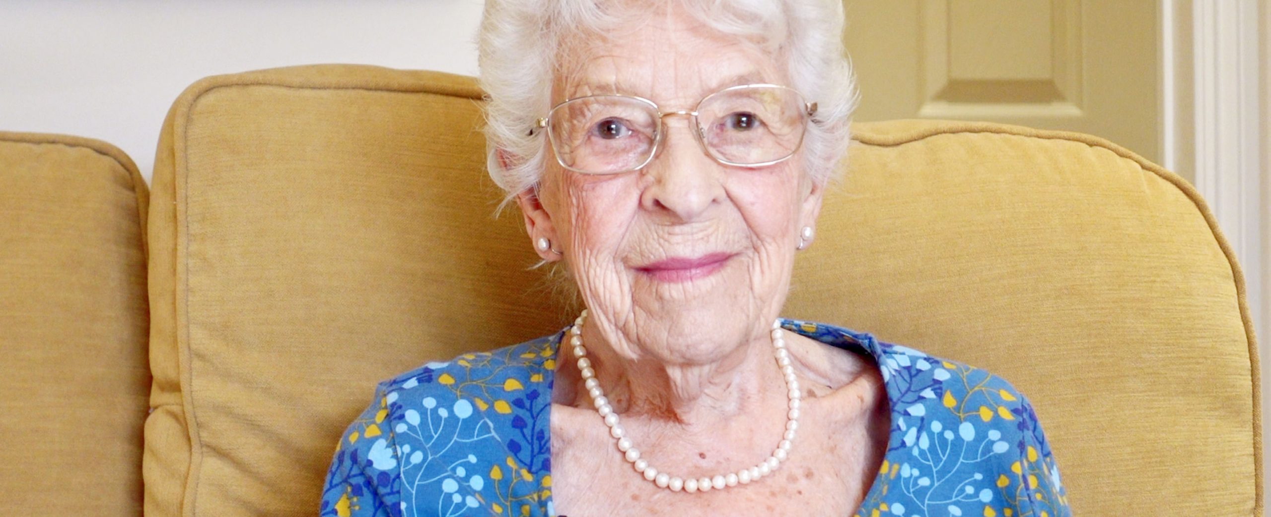 Josée Hawkins bio